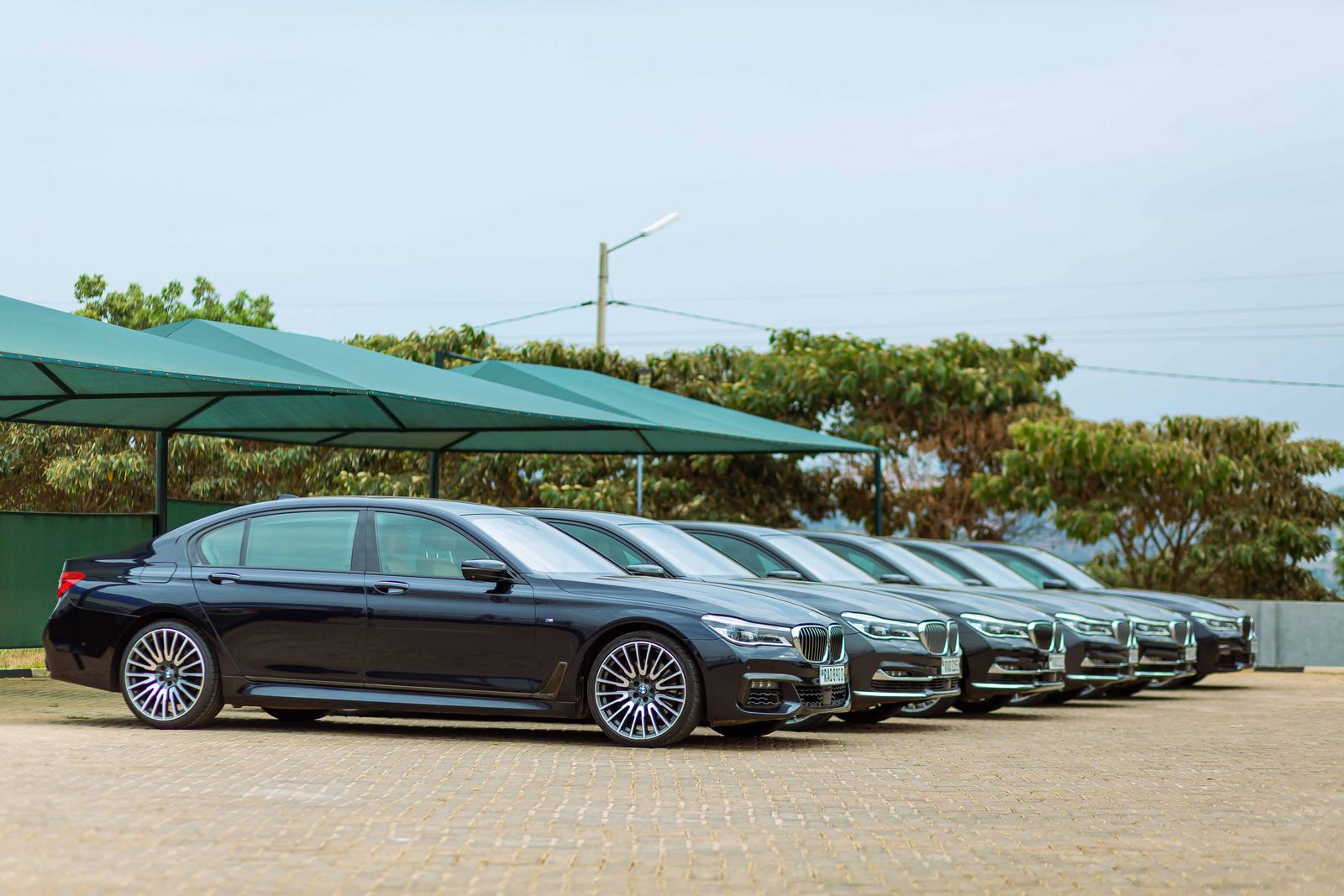 Automotores